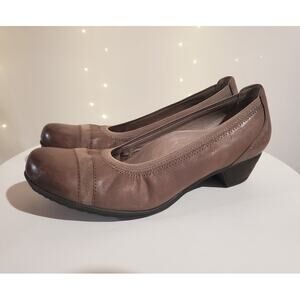 Abeo Bio System Mia Leather Comfort Pump Heels Size 9.5N Tan Round Cap Toe